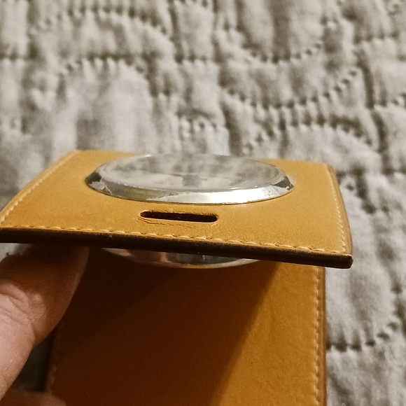 VINTAGE & RARE | Acqua Di Parma Wallet Watch - Picture 13 of 13